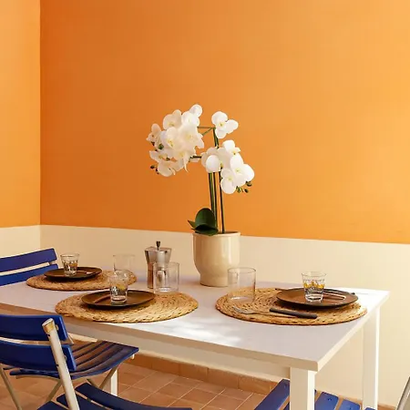 Apartment Fronte Mare A C Wi-fi E Patio